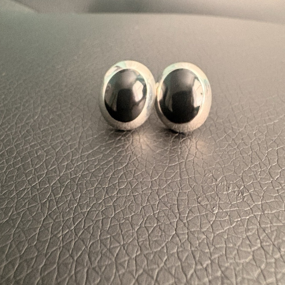 Hand crafted Sterling Silver and Black‎ Onyx Stud Earrings